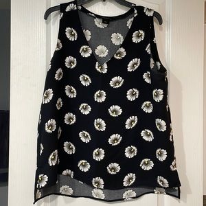 Ann Taylor Factory Daisy Floral Sleeveless Top, Large